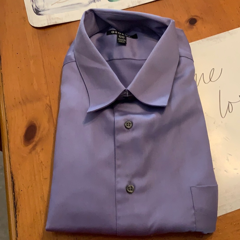 George mans dress shirt in size 2XL   18-181/2.  34-35. Light purple